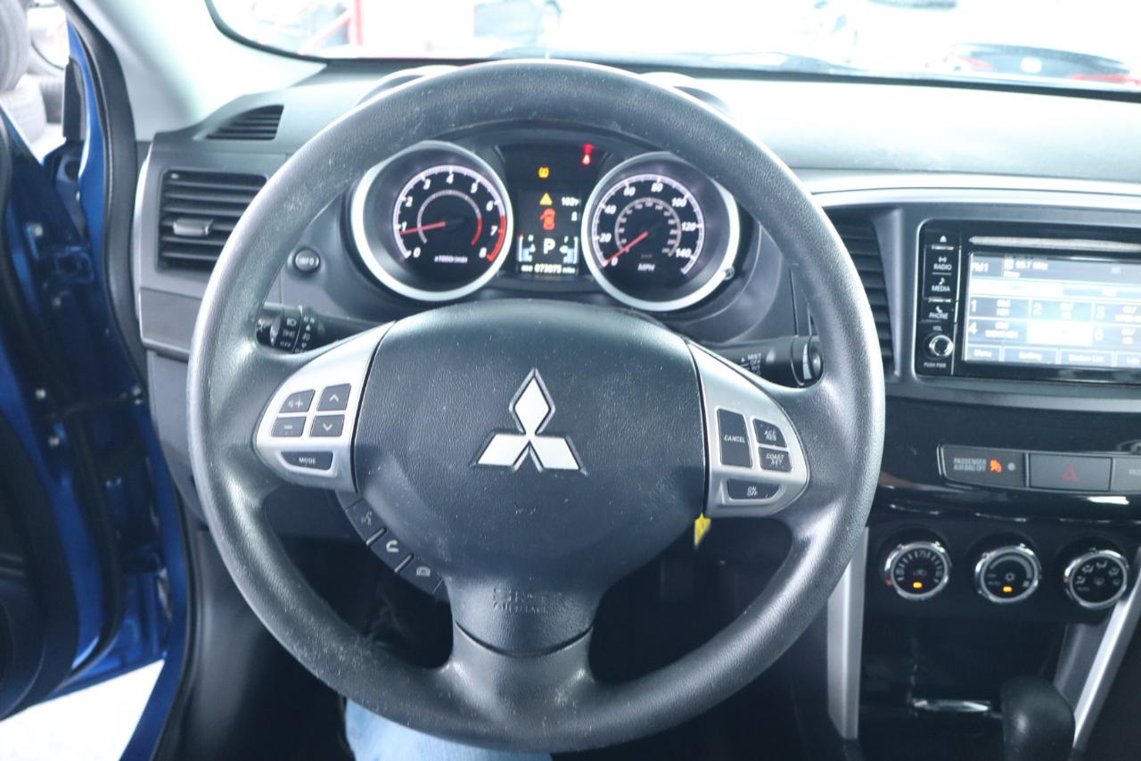 Mitsubishi Lancer ES 2.0 FWD CVT 2017