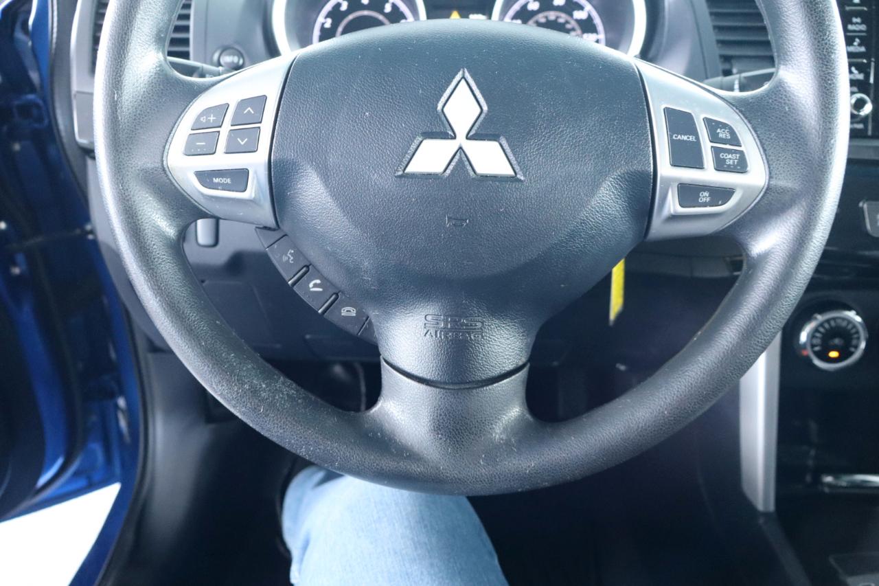 Mitsubishi Lancer ES 2.0 FWD CVT 2017