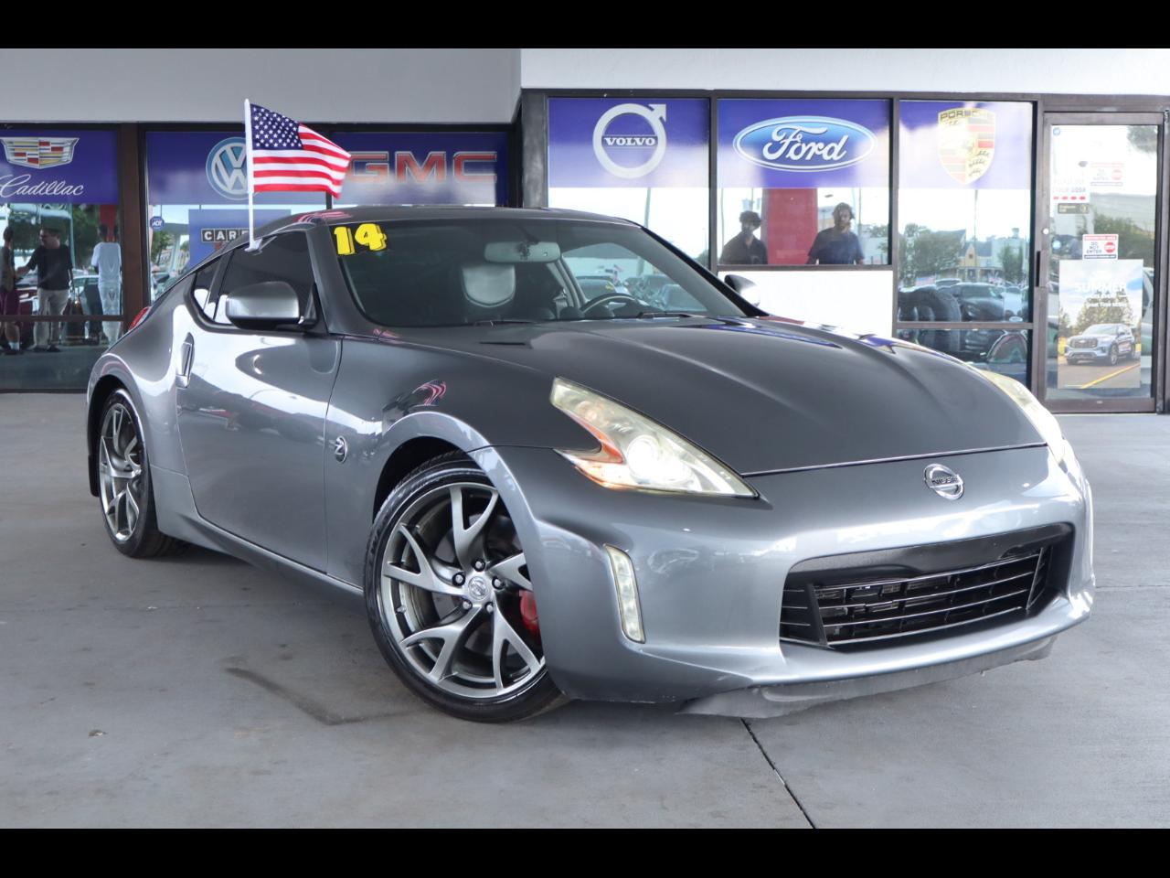 Nissan 370Z 2dr Cpe Auto Touring 2014