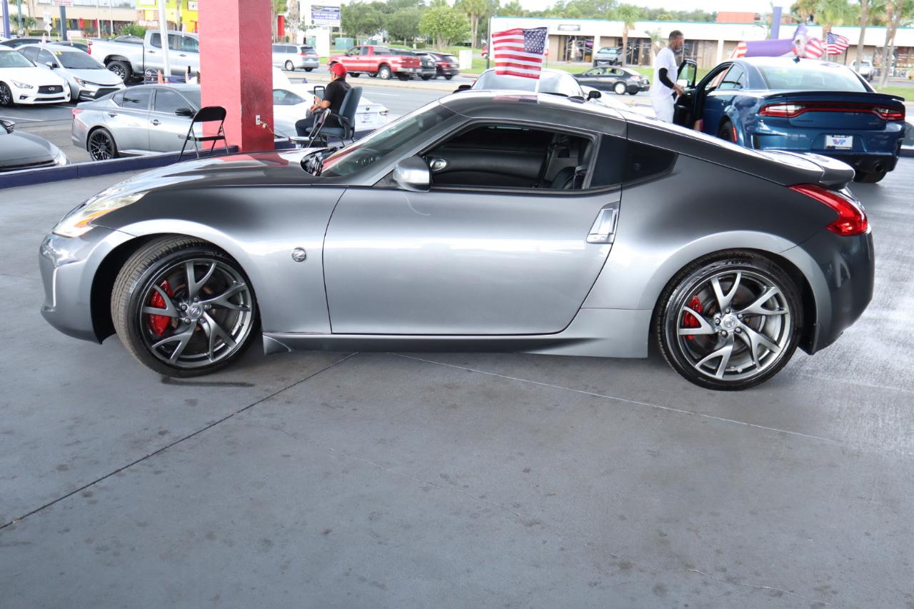 Nissan 370Z 2dr Cpe Auto Touring 2014
