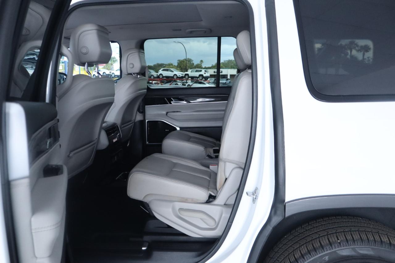 Jeep Wagoneer Series III 4x2 2022