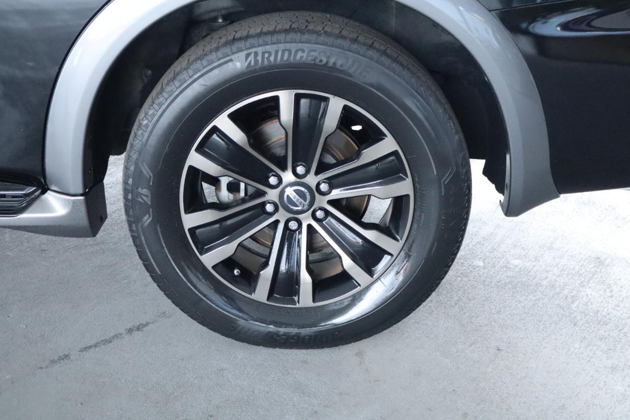 Nissan Armada 4x2 Platinum 2017