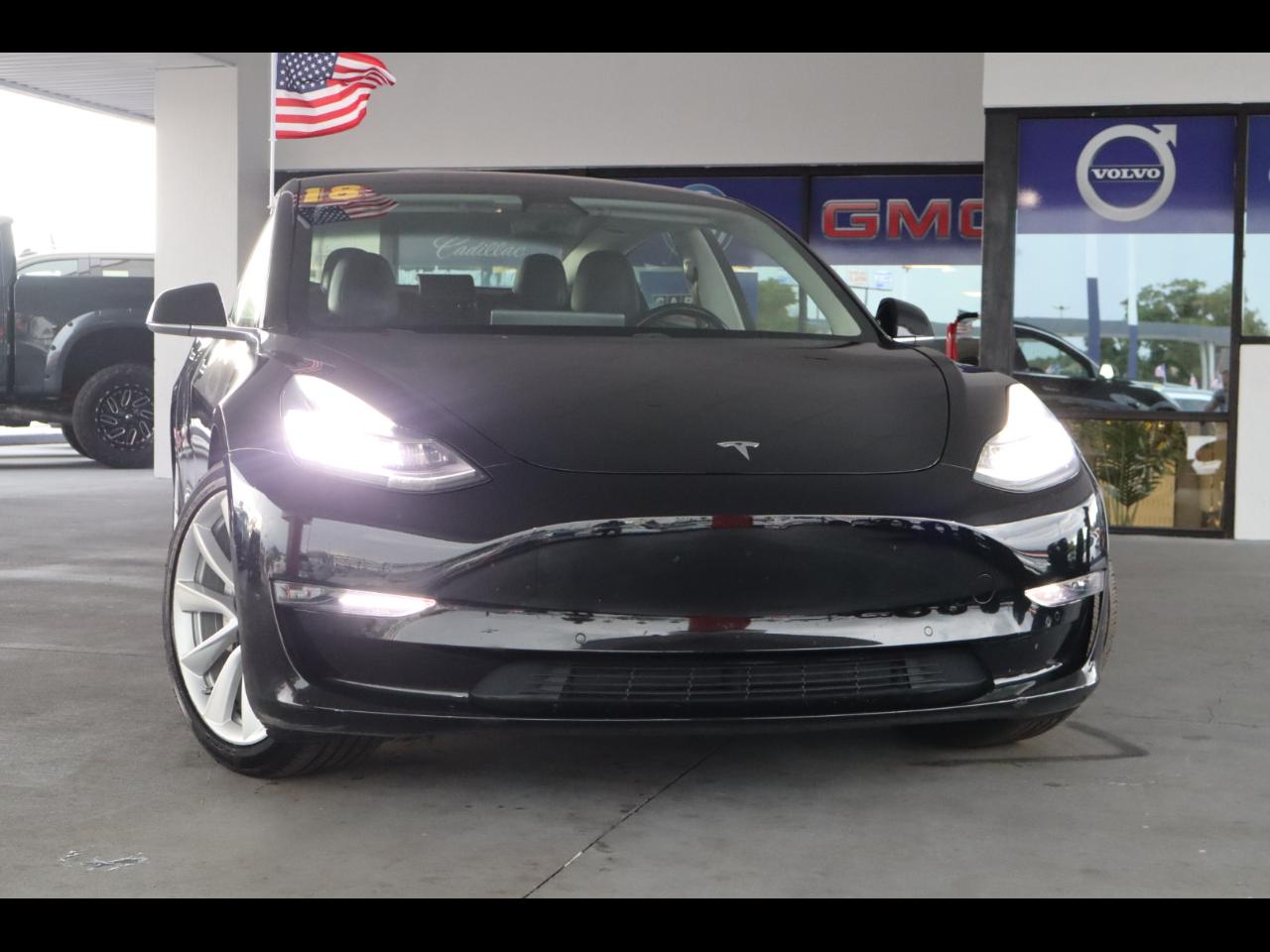 Tesla Model 3 Mid Range Battery RWD 2018