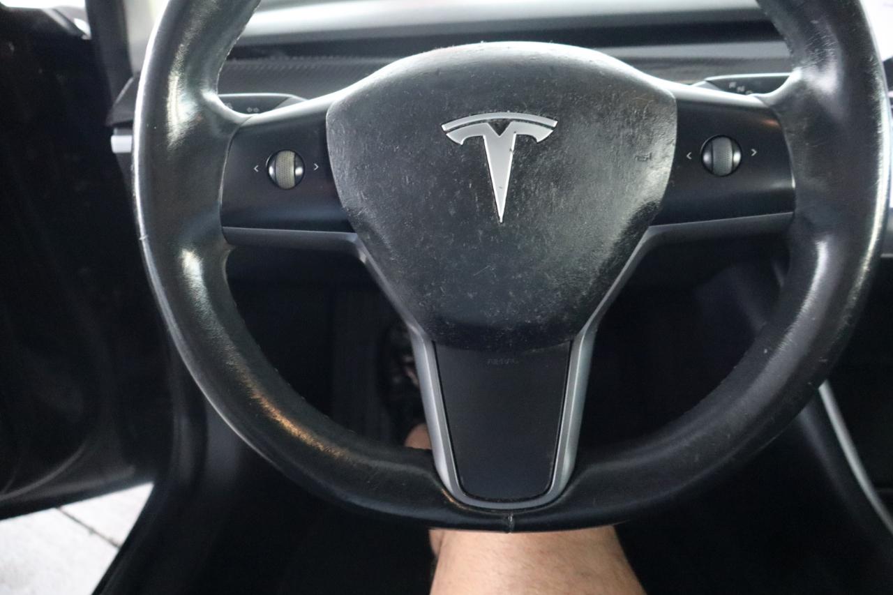 Tesla Model 3 Mid Range Battery RWD 2018