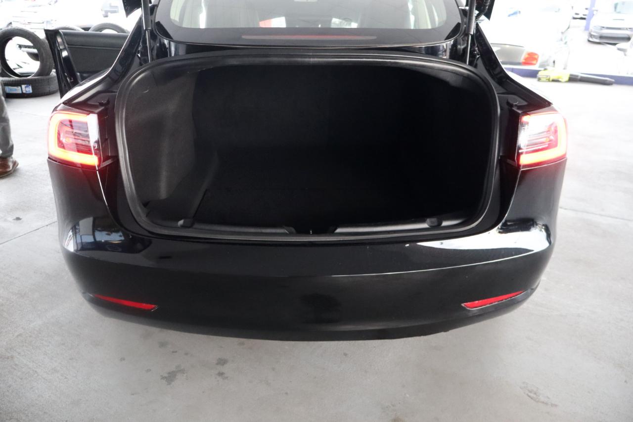 Tesla Model 3 Mid Range Battery RWD 2018