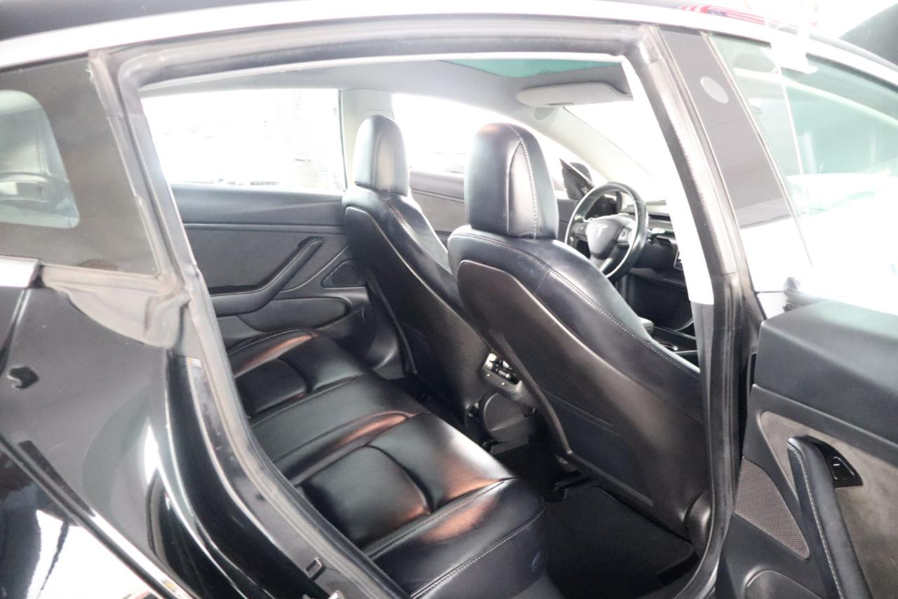 Tesla Model 3 Mid Range Battery RWD 2018
