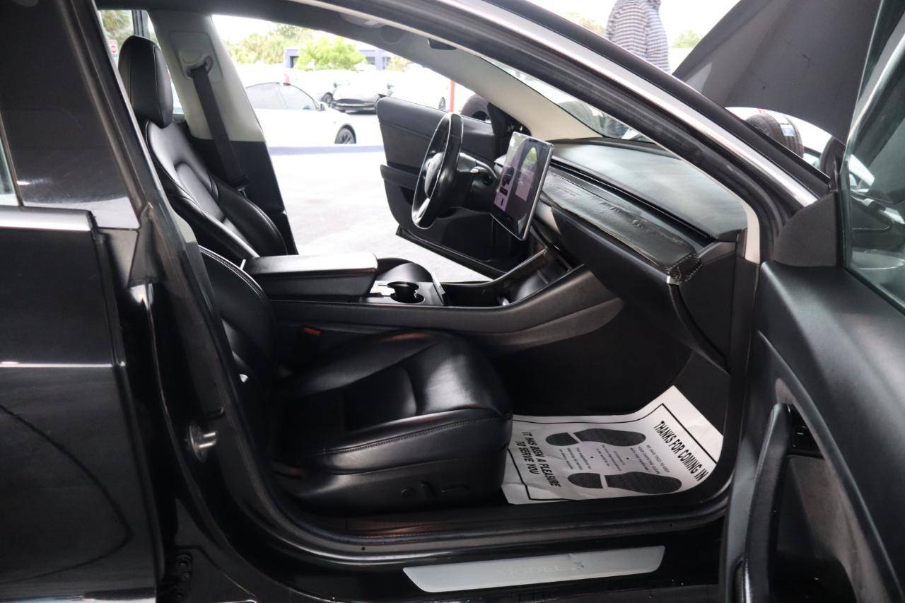 Tesla Model 3 Mid Range Battery RWD 2018