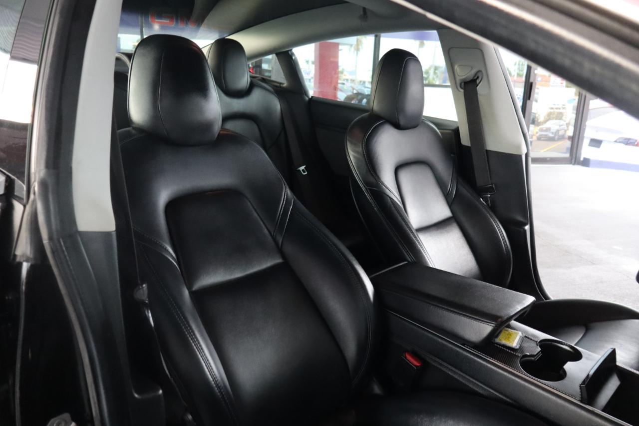 Tesla Model 3 Mid Range Battery RWD 2018