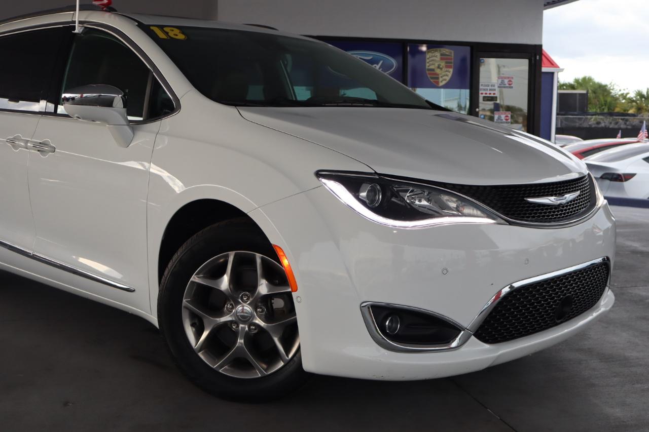 Chrysler Pacifica Limited FWD 2018