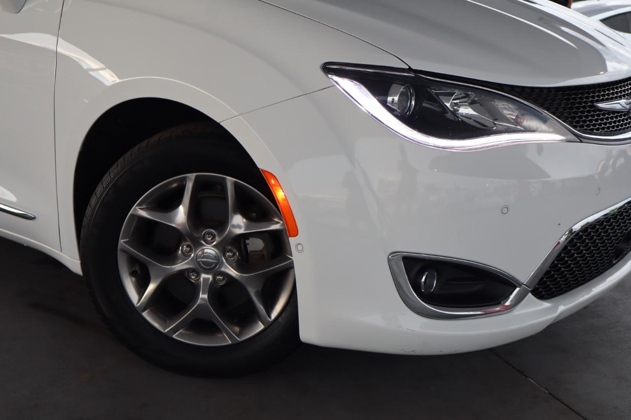Chrysler Pacifica Limited FWD 2018