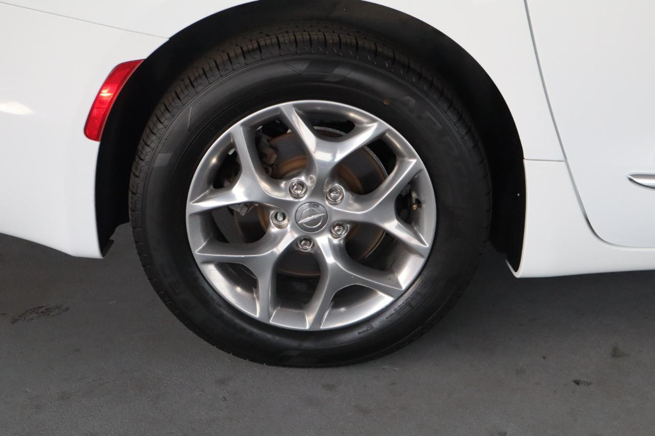 Chrysler Pacifica Limited FWD 2018