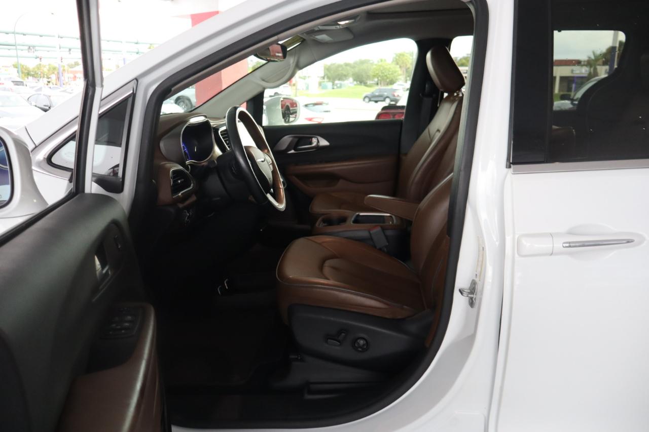 Chrysler Pacifica Limited FWD 2018