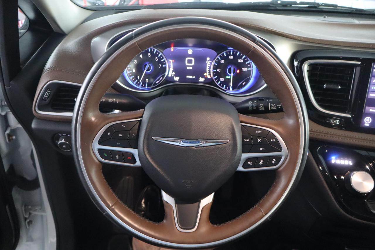 Chrysler Pacifica Limited FWD 2018