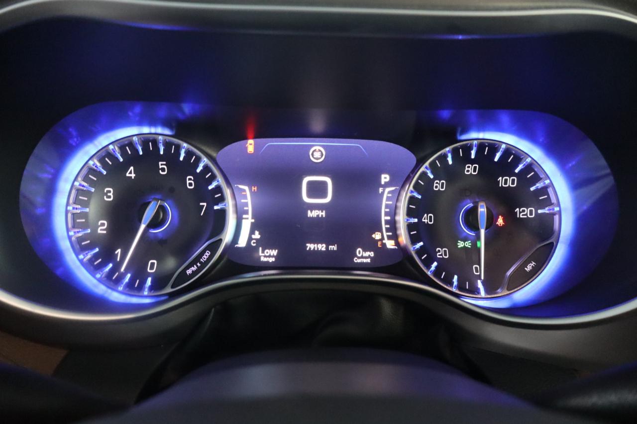 Chrysler Pacifica Limited FWD 2018