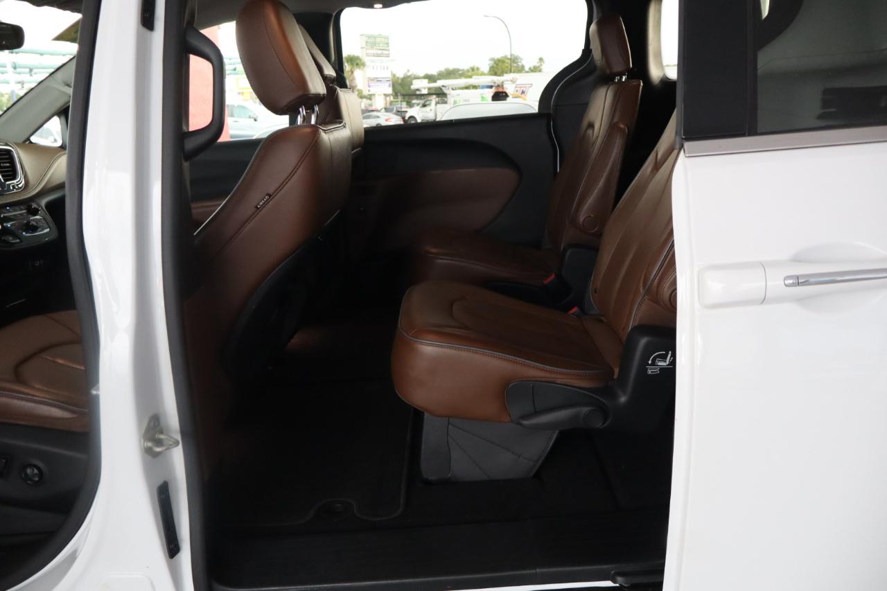 Chrysler Pacifica Limited FWD 2018