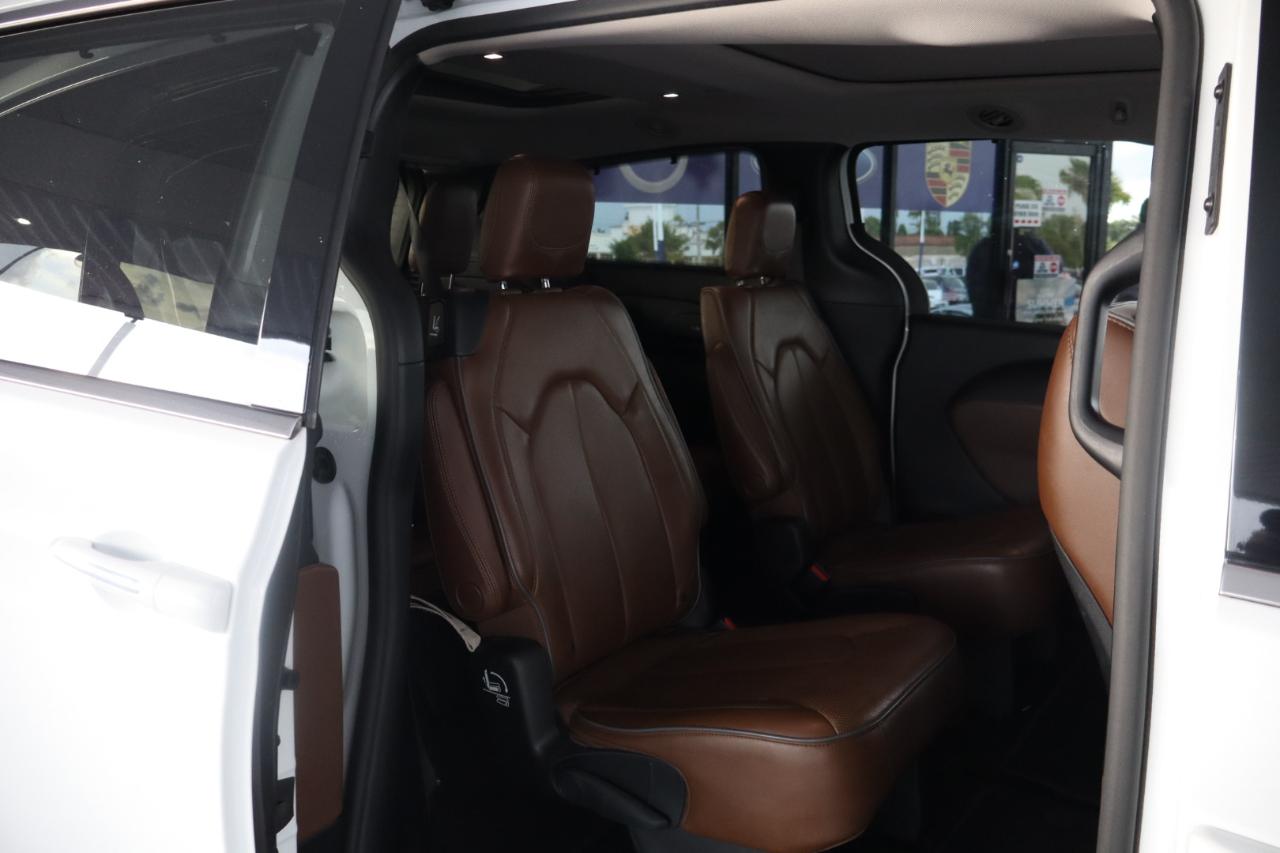 Chrysler Pacifica Limited FWD 2018