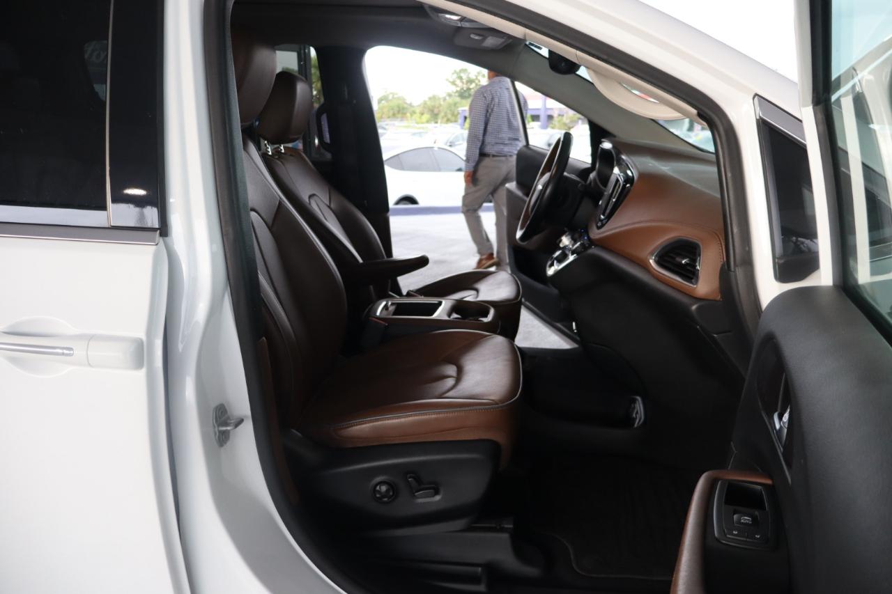 Chrysler Pacifica Limited FWD 2018