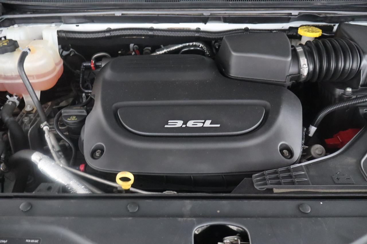 Chrysler Pacifica Limited FWD 2018