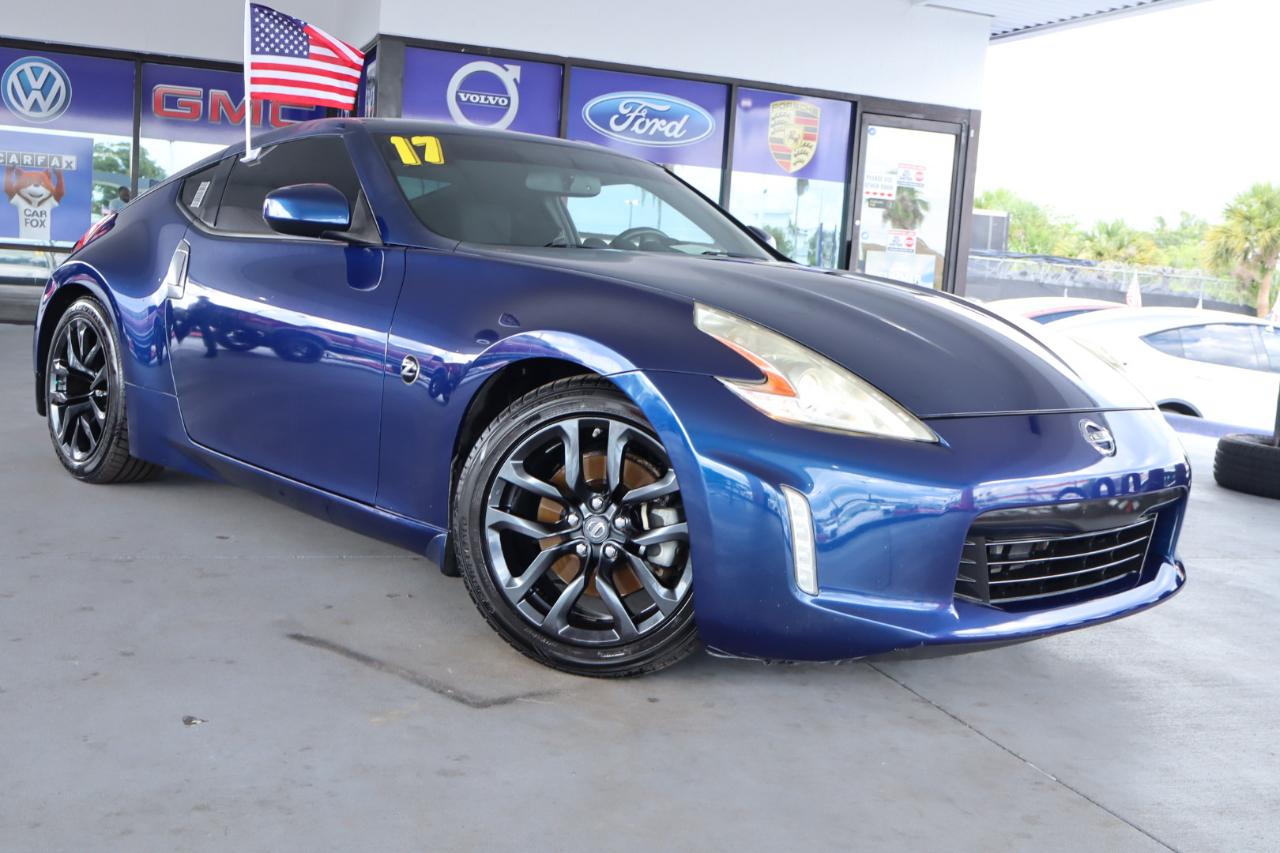 Nissan 370Z Coupe Manual 2017