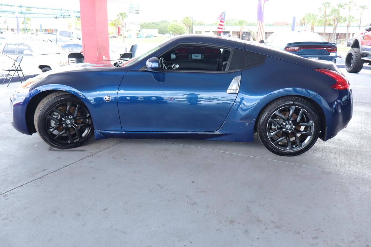 Nissan 370Z Coupe Manual 2017