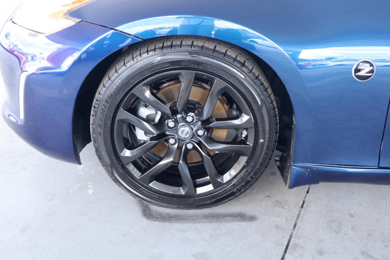 Nissan 370Z Coupe Manual 2017
