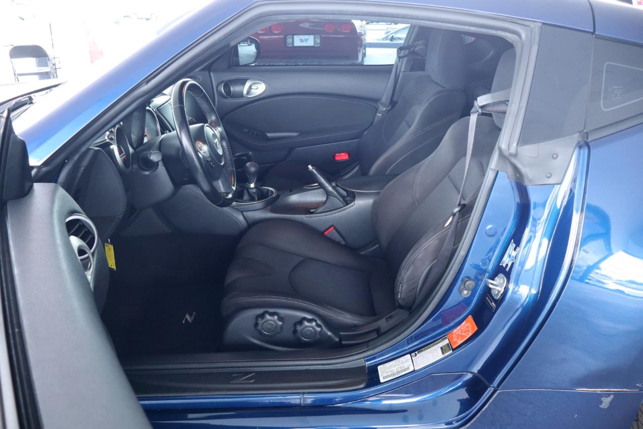 Nissan 370Z Coupe Manual 2017