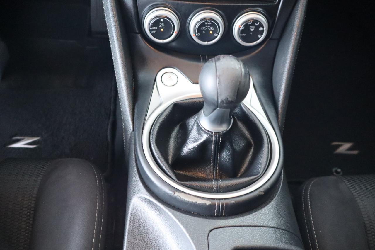 Nissan 370Z Coupe Manual 2017