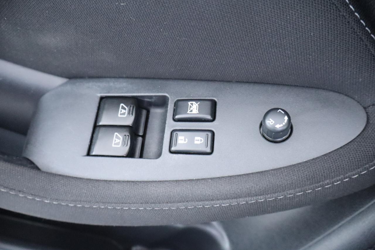 Nissan 370Z Coupe Manual 2017