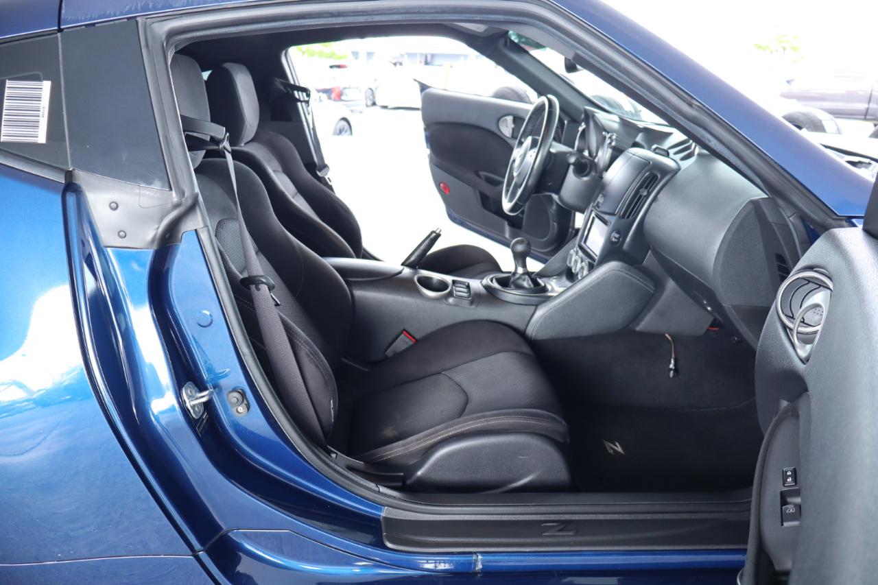 Nissan 370Z Coupe Manual 2017