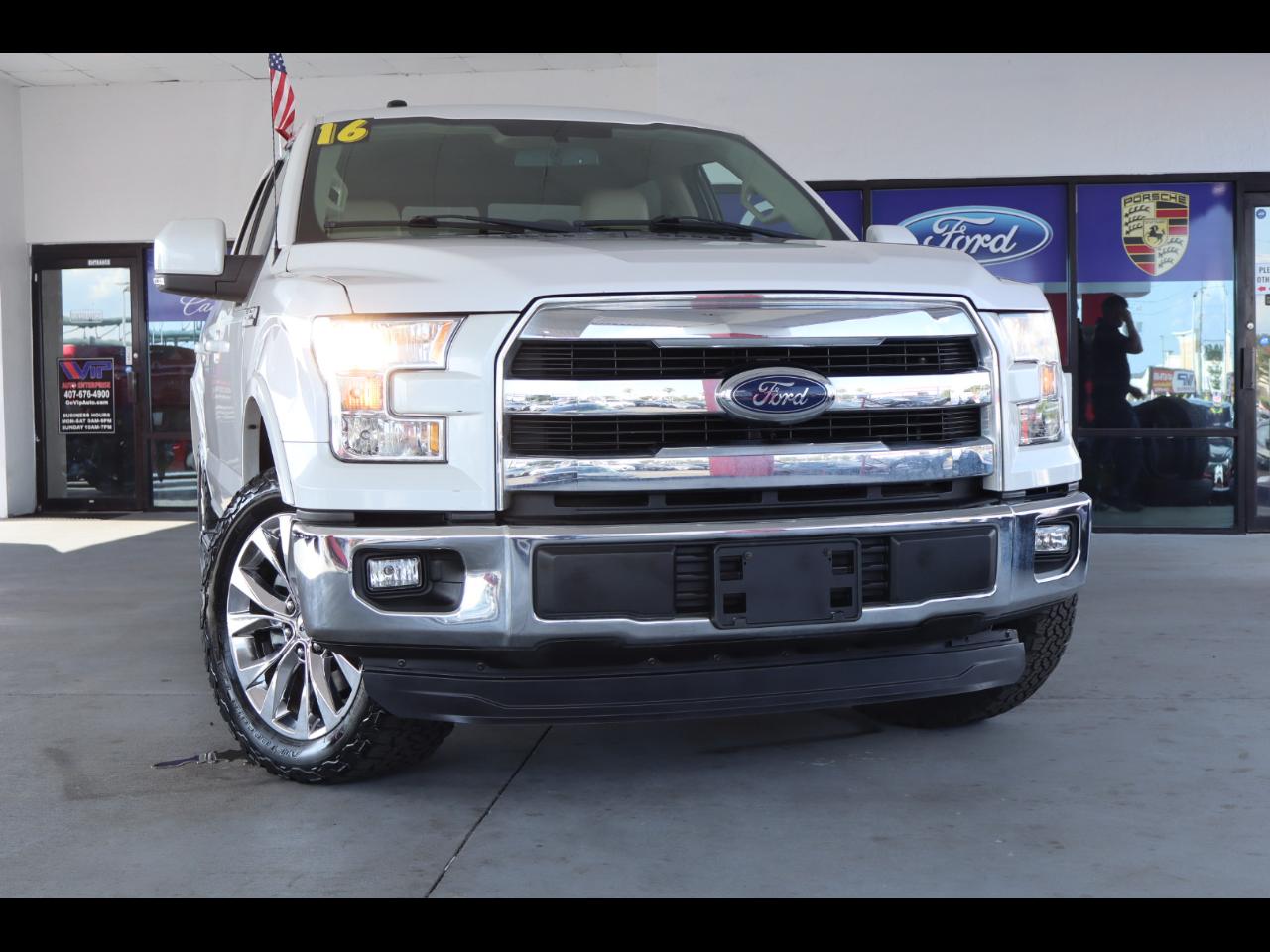 Ford F-150 2WD SuperCrew 157" Lariat 2016