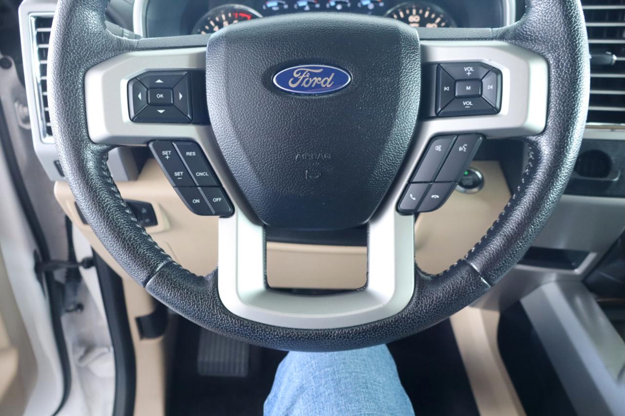 Ford F-150 2WD SuperCrew 157" Lariat 2016