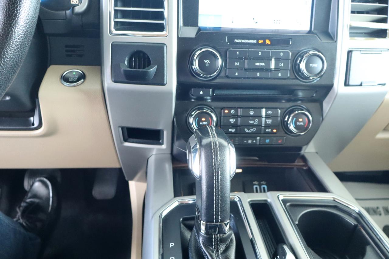 Ford F-150 2WD SuperCrew 157" Lariat 2016