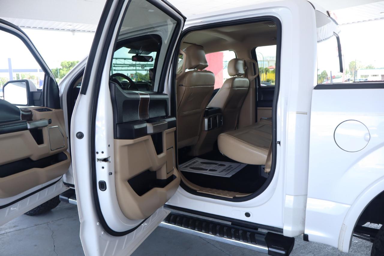 Ford F-150 2WD SuperCrew 157" Lariat 2016