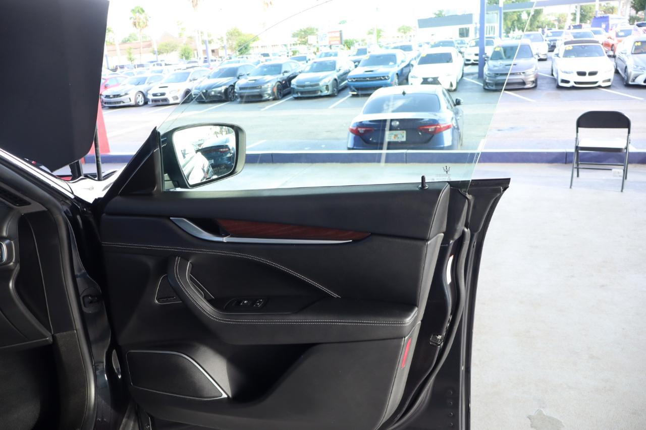 Maserati Levante GranLusso 3.0L 2018