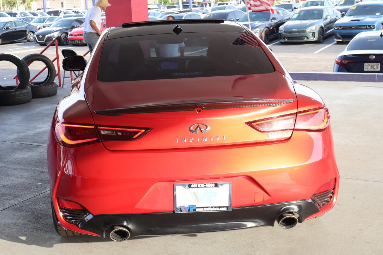 Infiniti Q60 Red Sport 400 RWD 2017