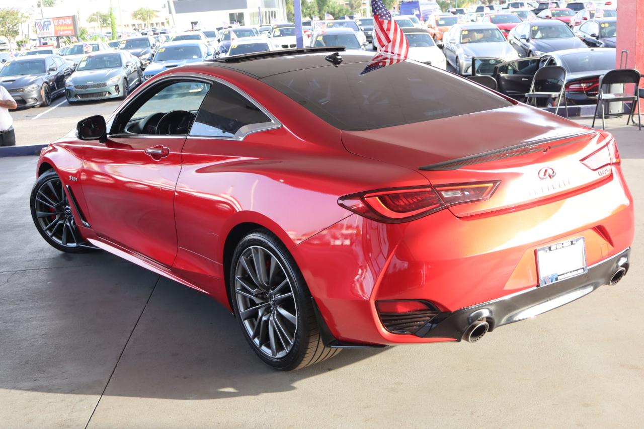 Infiniti Q60 Red Sport 400 RWD 2017