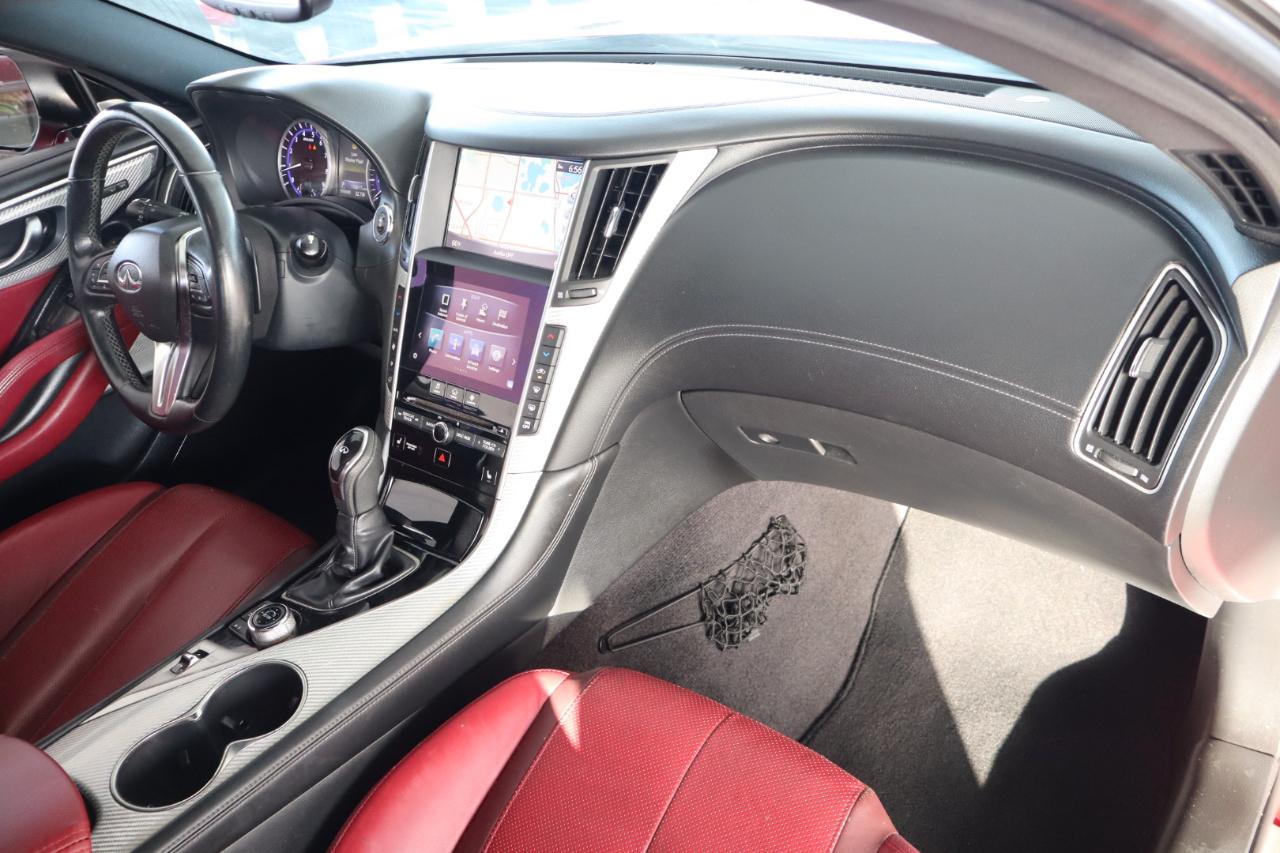 Infiniti Q60 Red Sport 400 RWD 2017