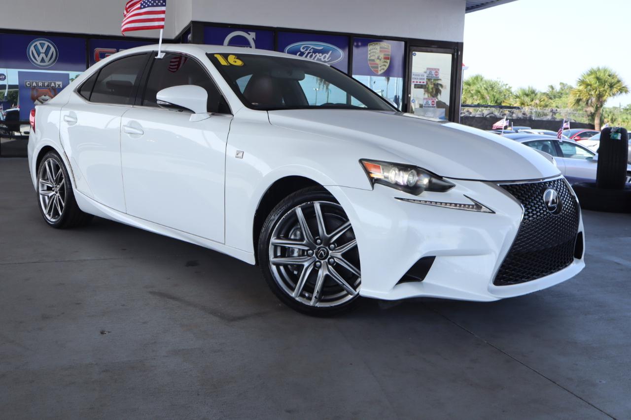 Lexus IS 350 4dr Sdn RWD 2016