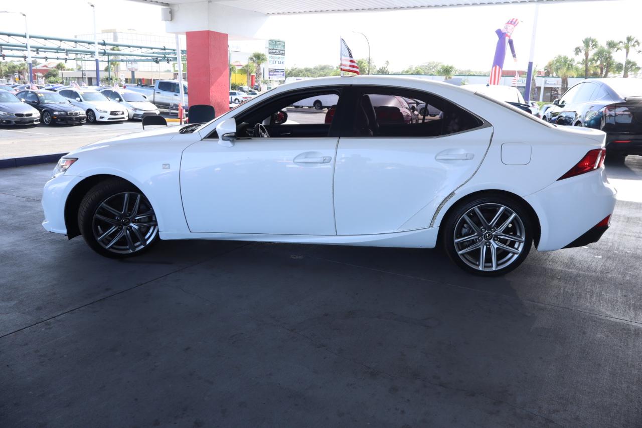 Lexus IS 350 4dr Sdn RWD 2016