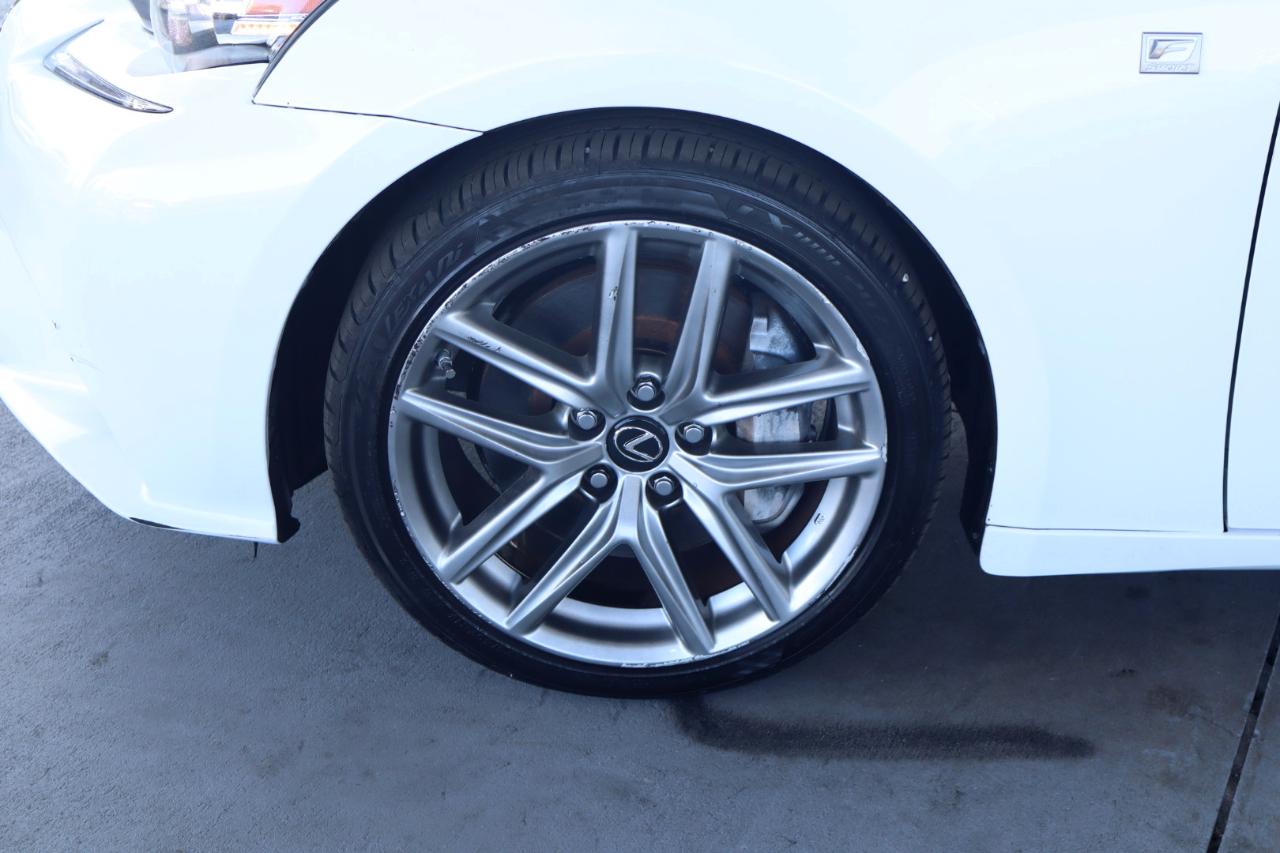 Lexus IS 350 4dr Sdn RWD 2016