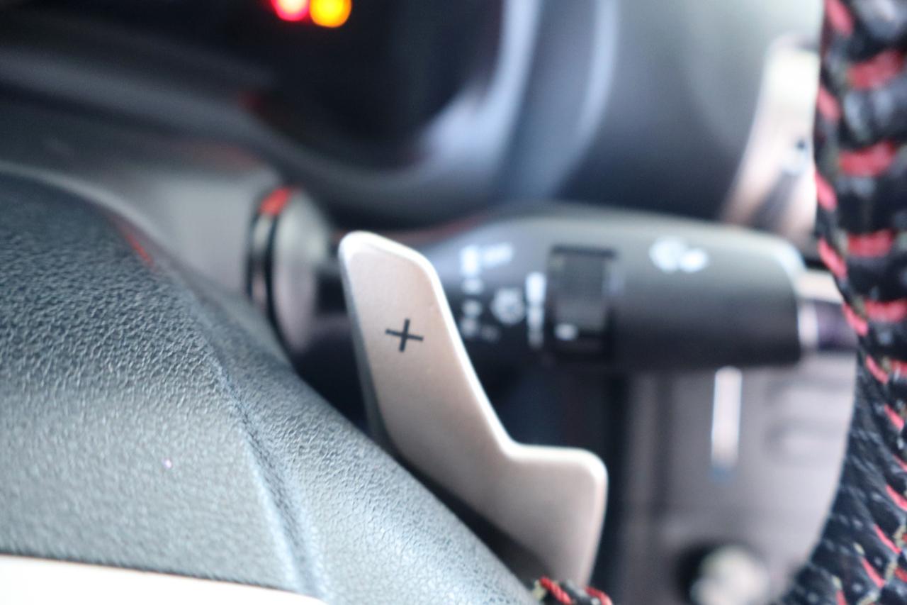 Lexus IS 350 4dr Sdn RWD 2016