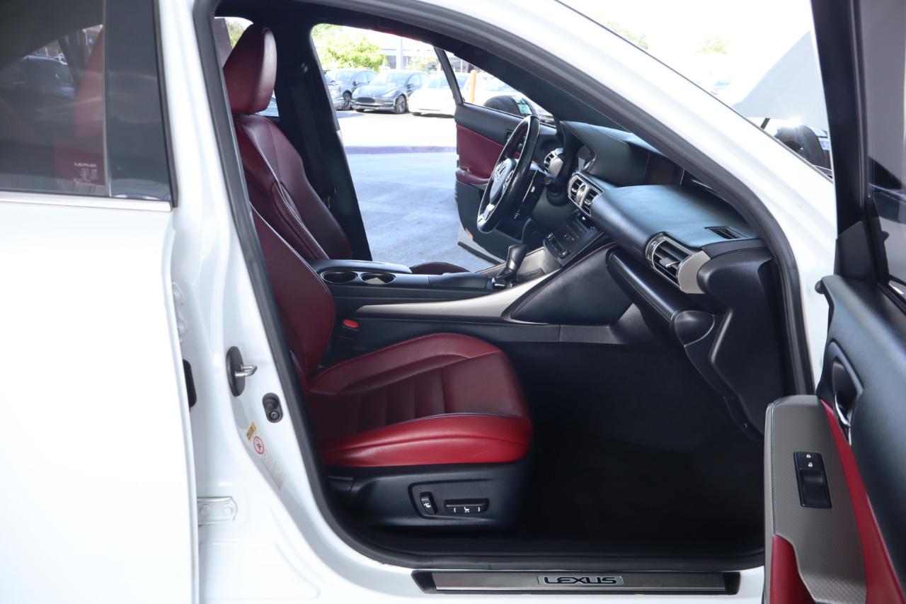 Lexus IS 350 4dr Sdn RWD 2016