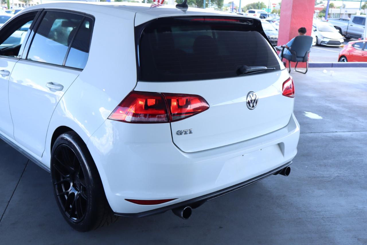 Volkswagen Golf GTI 2.0T 4-Door Autobahn DSG 2017