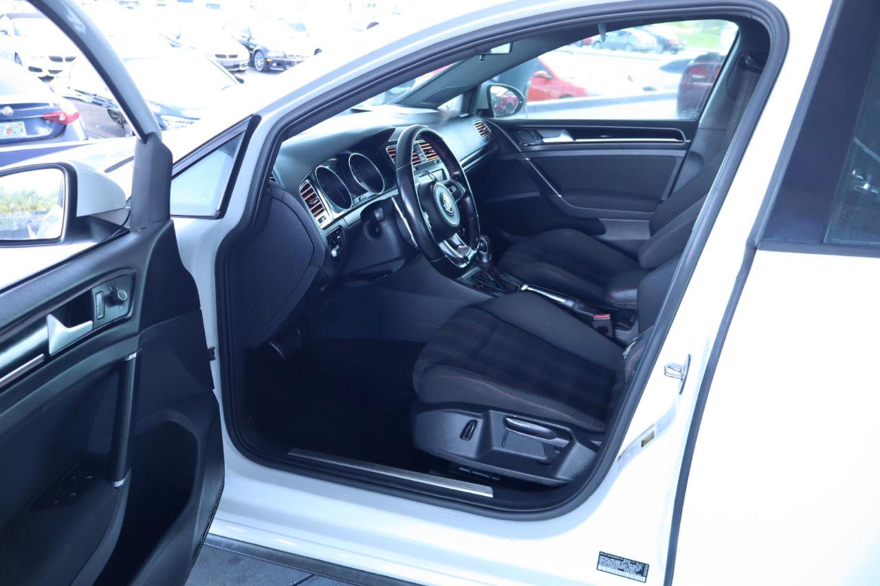 Volkswagen Golf GTI 2.0T 4-Door Autobahn DSG 2017