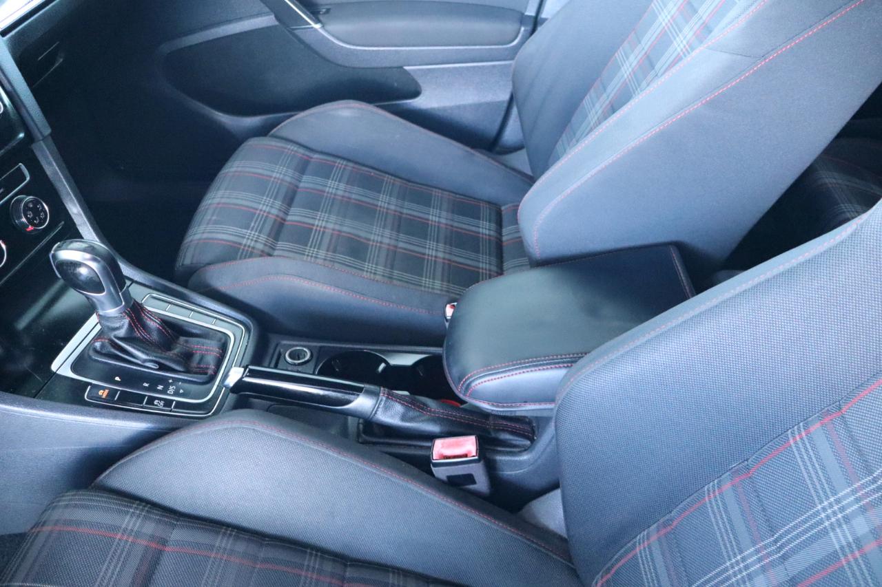 Volkswagen Golf GTI 2.0T 4-Door Autobahn DSG 2017