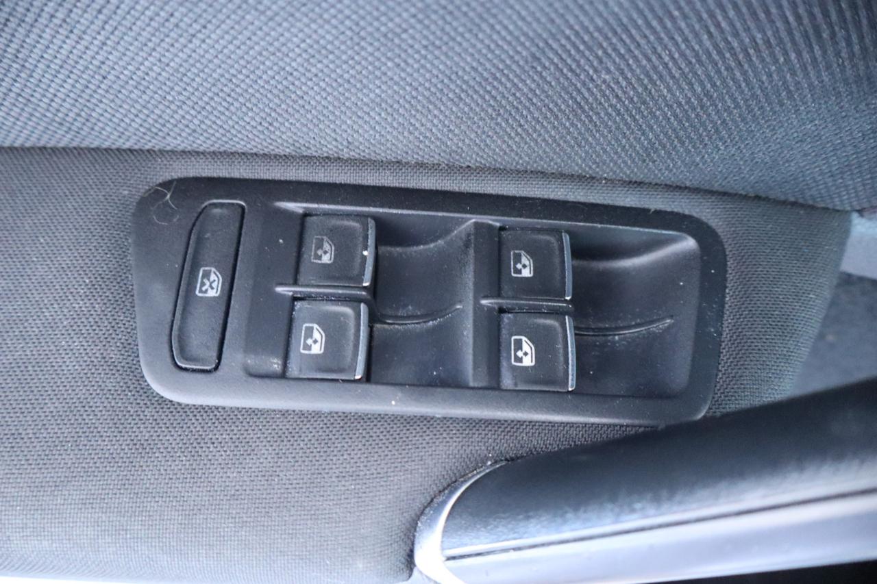Volkswagen Golf GTI 2.0T 4-Door Autobahn DSG 2017