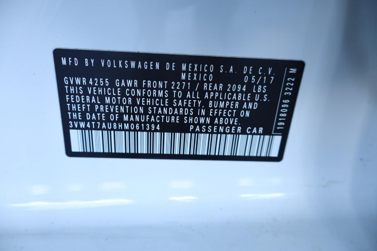 Volkswagen Golf GTI 2.0T 4-Door Autobahn DSG 2017