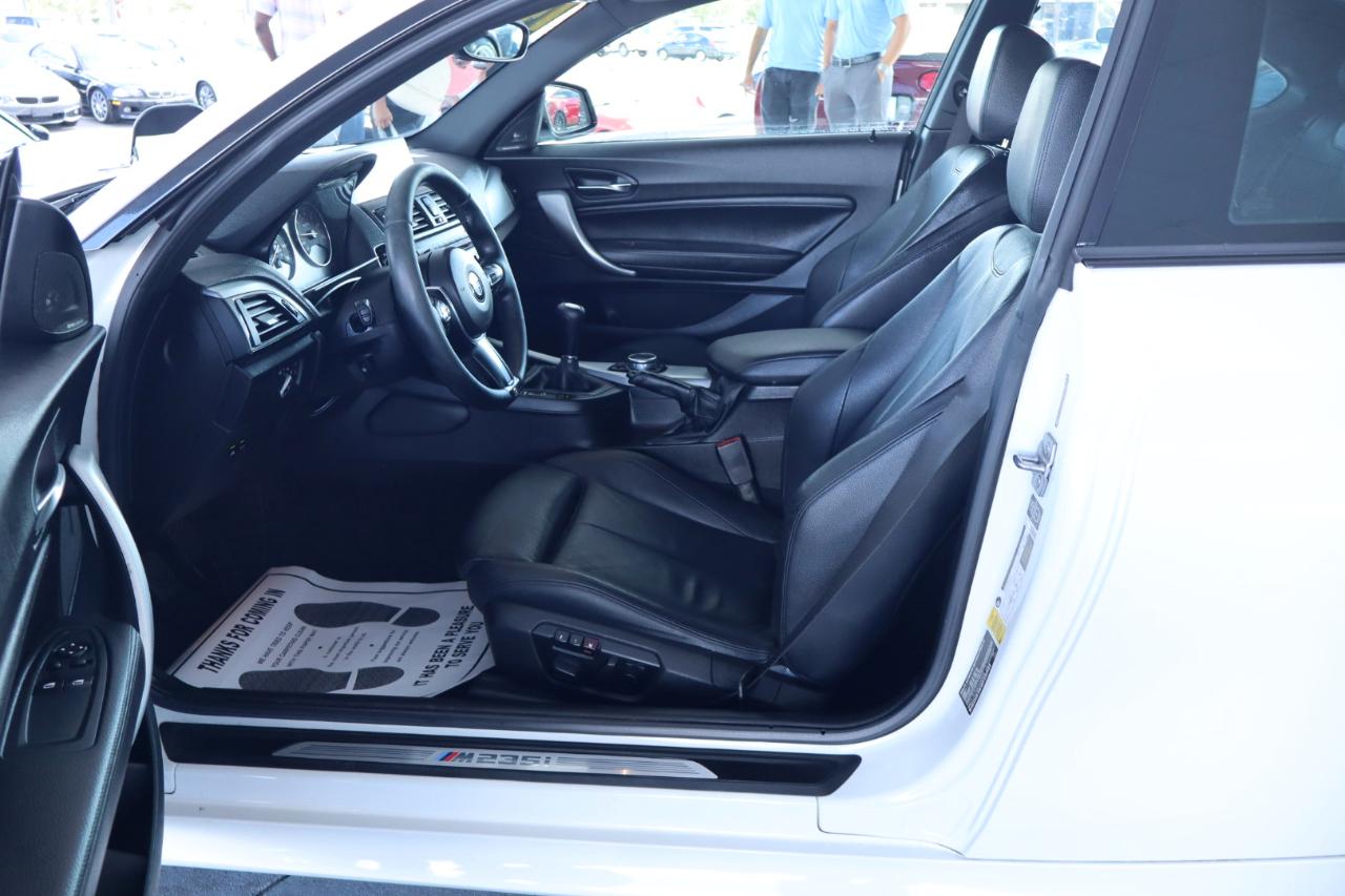 BMW 2 Series 2dr Cpe M235i RWD 2014