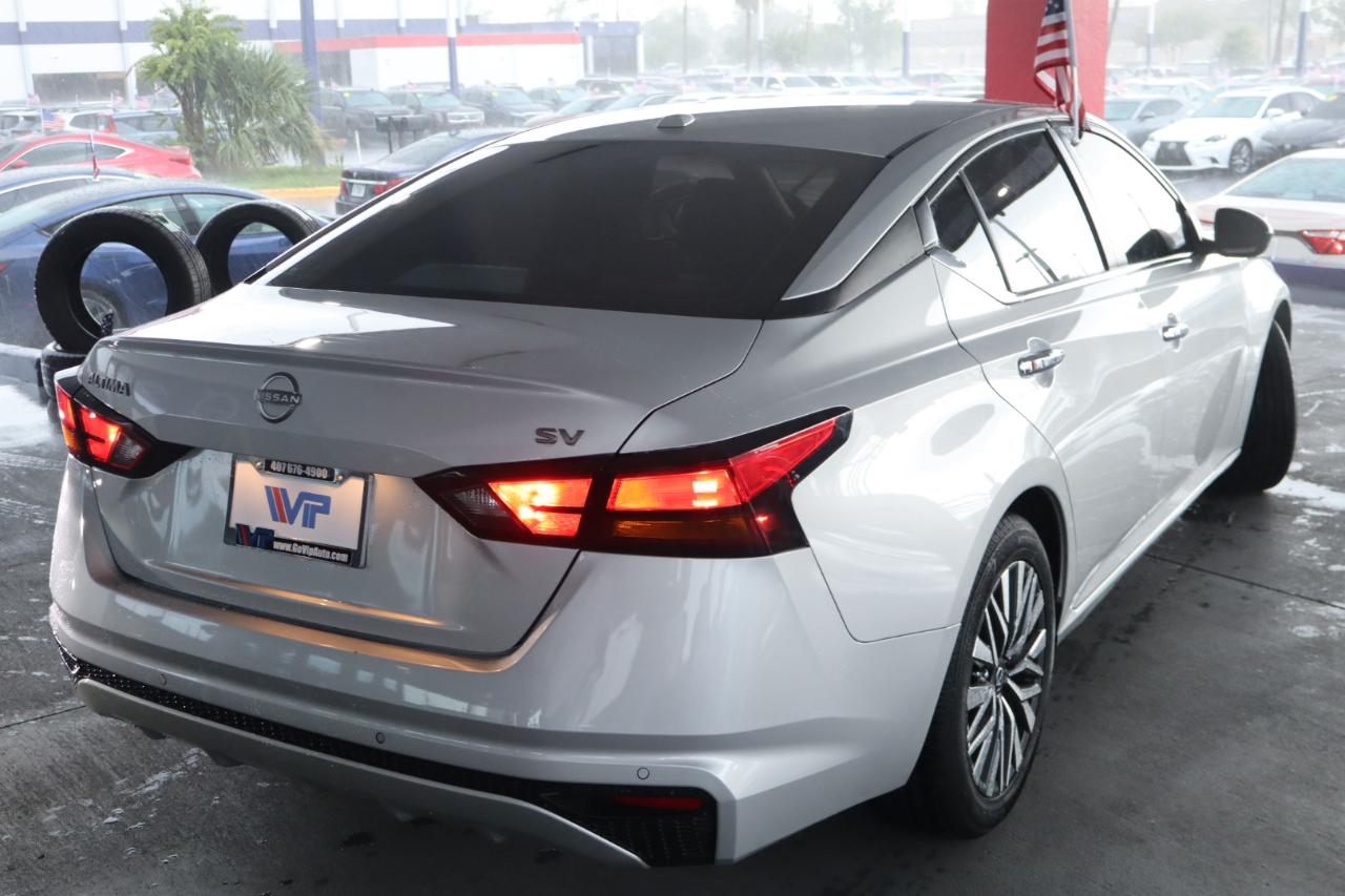 Nissan Altima 2.5 SV Sedan 2024