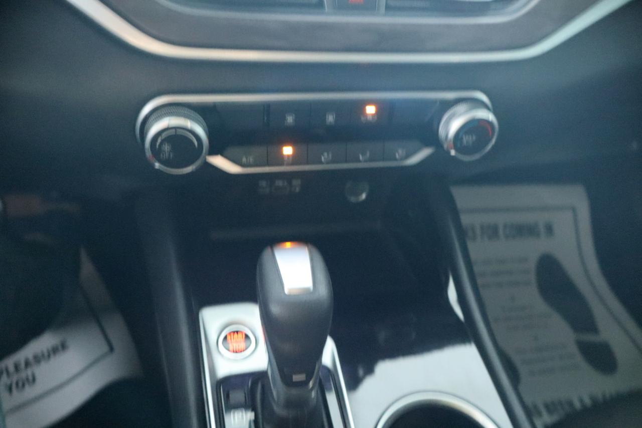 Nissan Altima 2.5 SV Sedan 2024